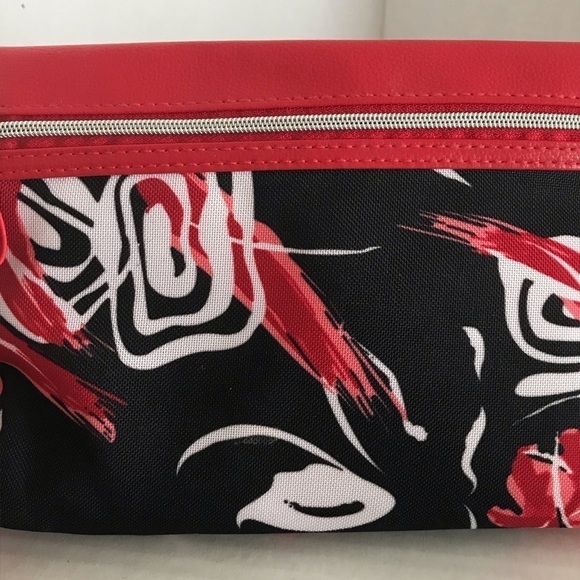 NWOT - LANCOME - Women's Make Up Mini Bag Red/Black/White Floral Zip Up - Picture 5 of 12